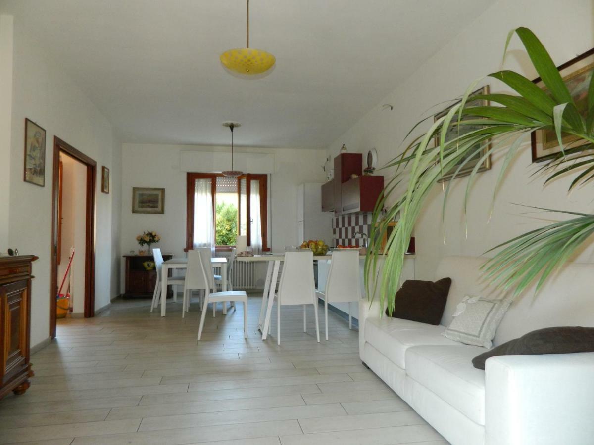 Villa Ester Camaiore Eksteriør bilde